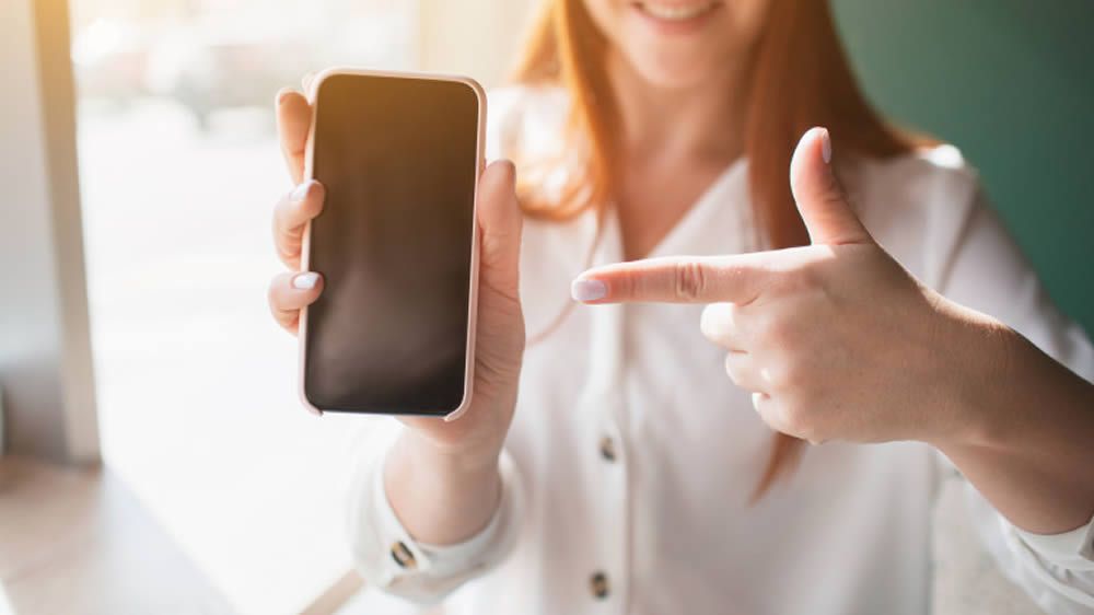 Qu'est-ce qui distingue les téléphones Apple des autres marques concurrentes ?